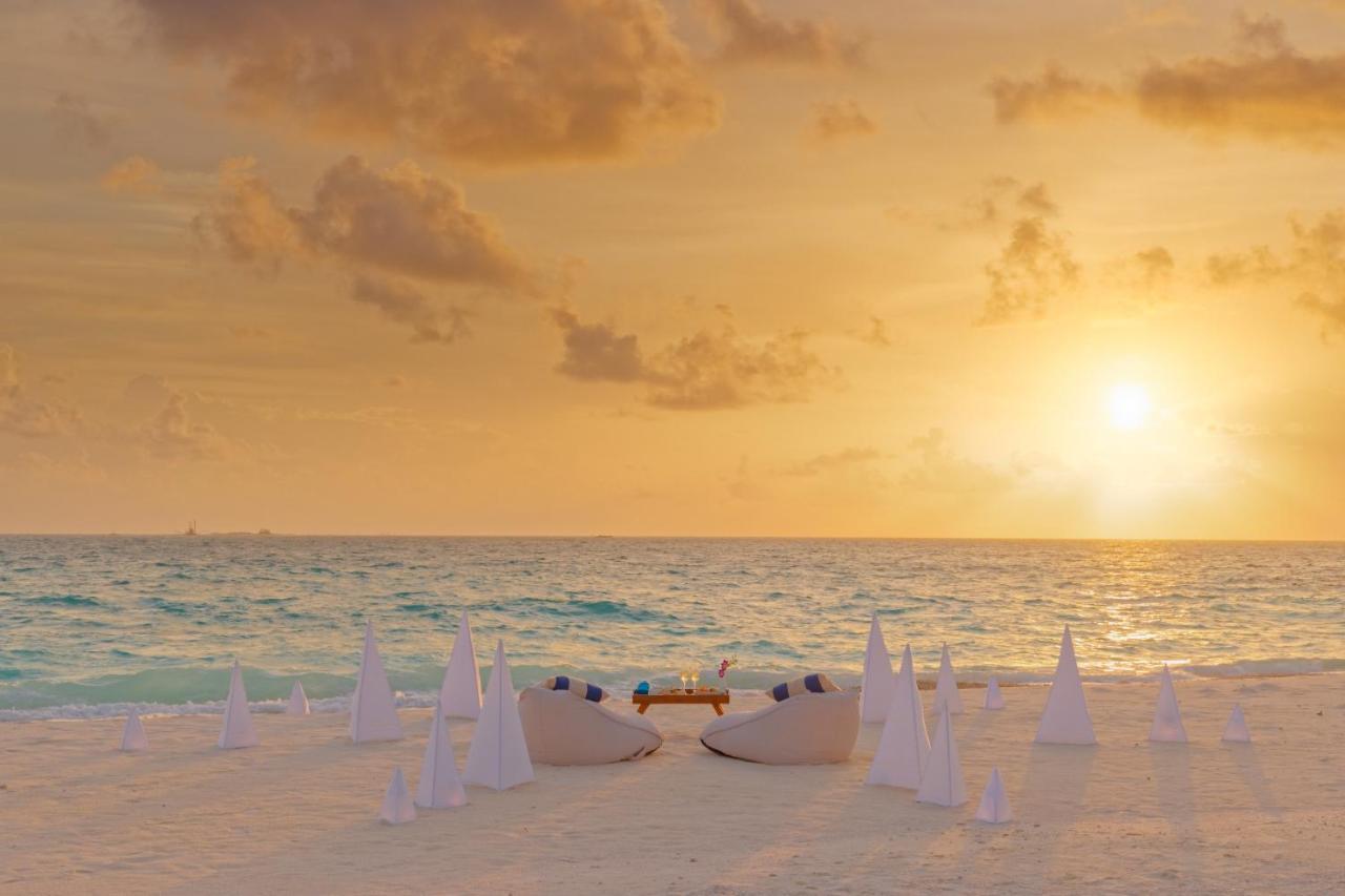 Grand Park Kodhipparu Maldives Hotel Baros Island Kültér fotó