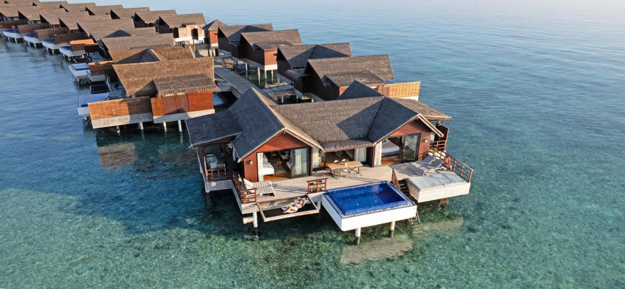Grand Park Kodhipparu Maldives Hotel Baros Island Kültér fotó