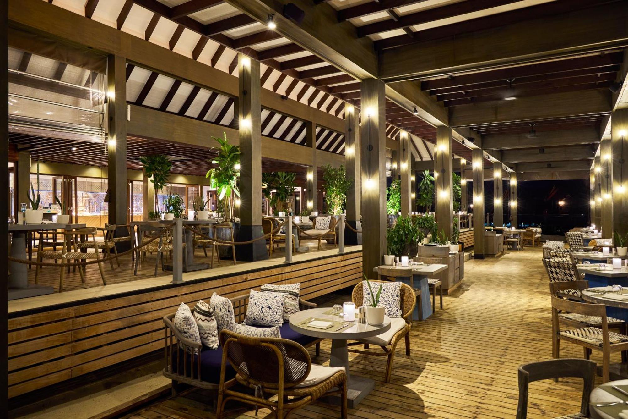 Grand Park Kodhipparu Maldives Hotel Baros Island Kültér fotó